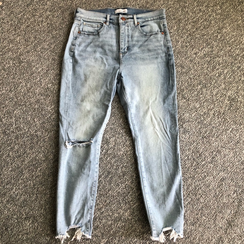 Ann Taylor LOFT High Waist Skinny raw hem jeans 10